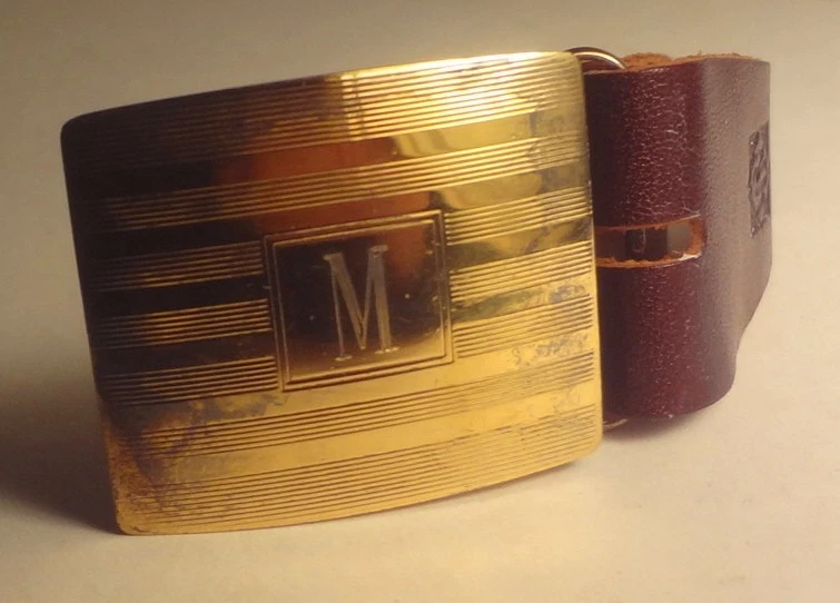 📌NOS TRAFALGAR fino oro amarillo sobre hebilla de plata esterlina - mono "m" - $650.00 Foto 3 de 4