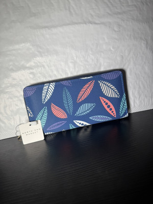 North End Market Women s Wallet Blue With Leaf Design
