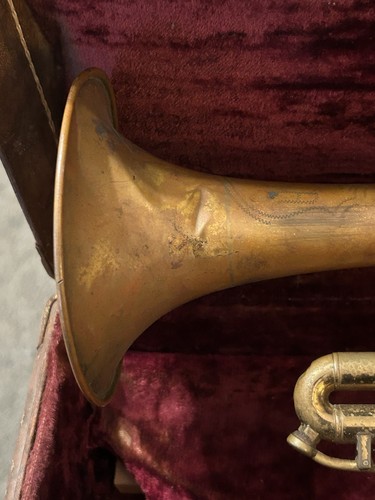 VINTAGE YORK #1581 CORNET With Mouthpieces and Case - Picture 10 of 24