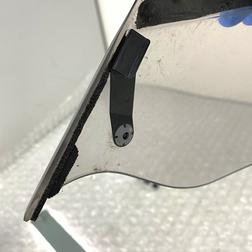 Right Wind Deflector / See Description for Mitsubishi DELICA L400 PB5V 2.5 - Picture 5 of 10