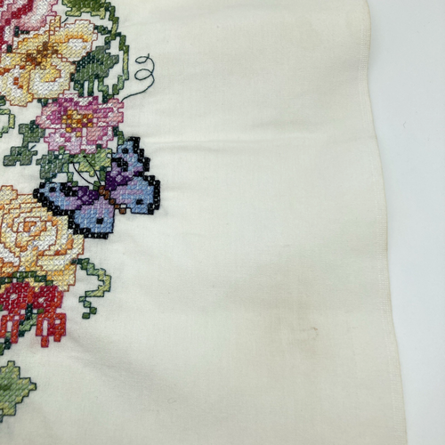 Completed Vintage Cross Stitch Rose Ivy Heart Wreath Butterflies 20x19" Unframed - Picture 14 of 19