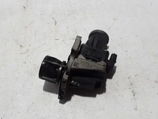 Renault Captur 2013 Diesel EGR valve 147105308R AUA91342