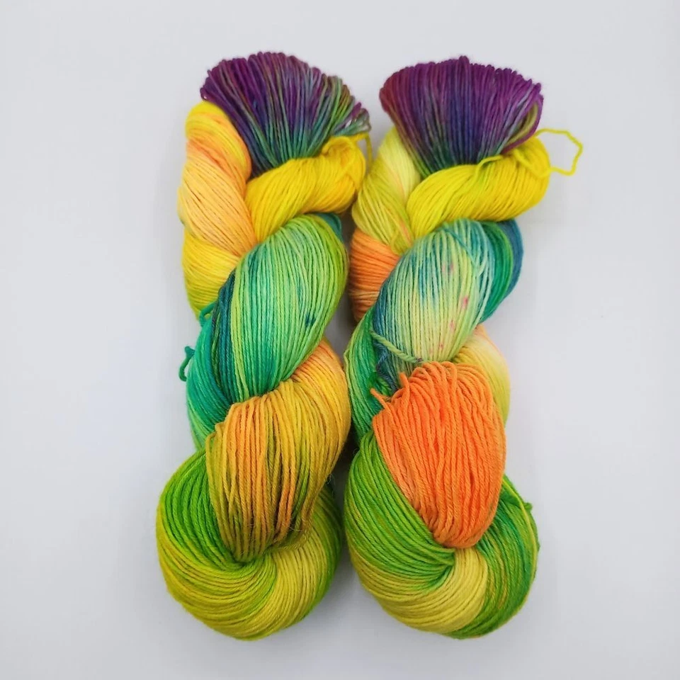 (9,90€/100 g) handgefärbte Sockenwolle 4 fach Färbung Polar Light 32 Neon Farben - Bild 3 von 4