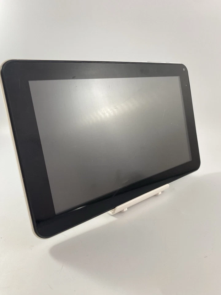 iMedia Blaze 9 White Wi-Fi 16GB 9" 1GB Quad-Core Lightweight Android Tablet #F3 - Image 2 of 4