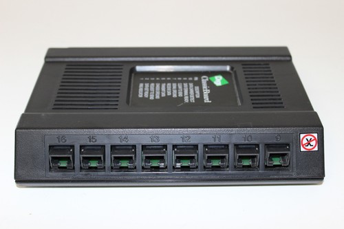 DIGI 50000556-01 CLASSICBOARD 16P RJ45 16654 CONNECTOR BOX - Picture 3 of 5