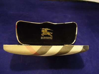 Burberry Nova Check Clamshell Hard Eye Case Slim | eBay display picture 1