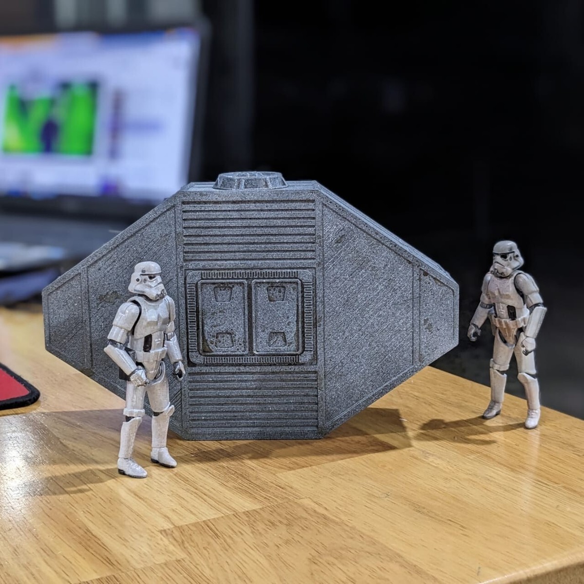 Custom Hanger Container for 6 IN (1:12) Figure Diorama | eBay