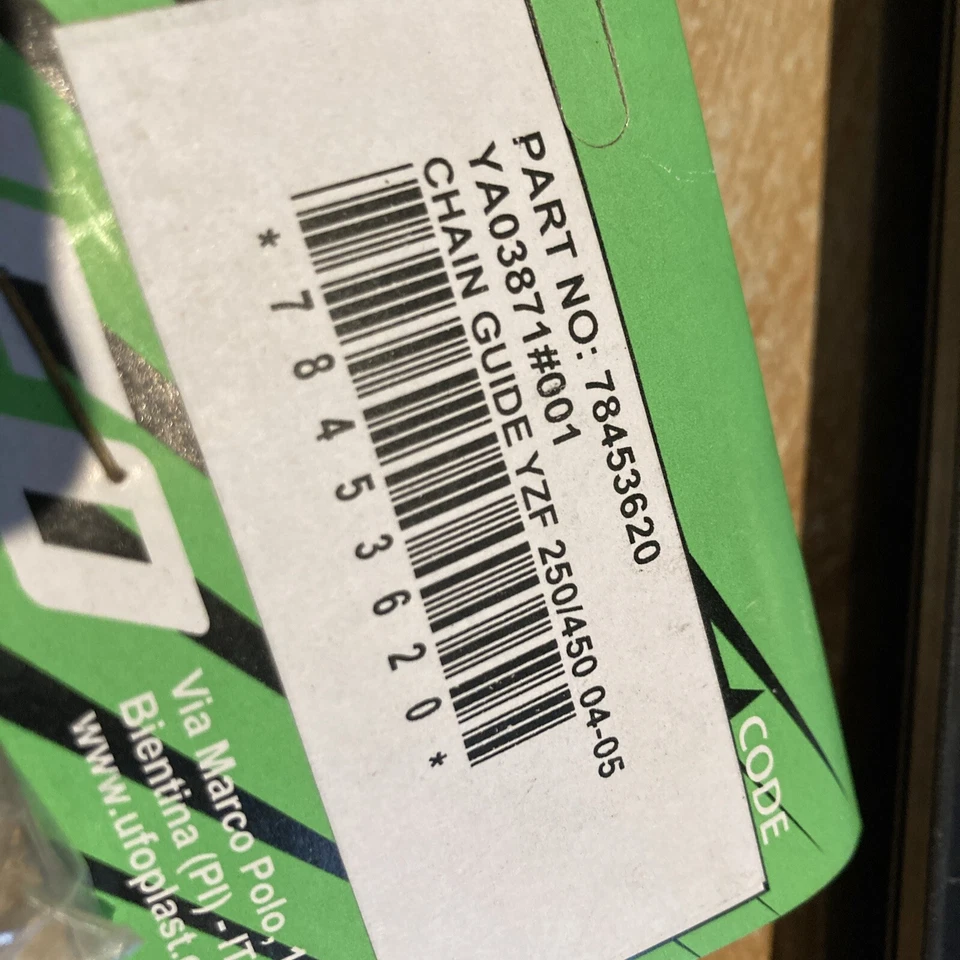 Yamaha YZF 250 450 2004 / 2005 Patín Tenedor Guía Cadena Nuevo UFO - Imagen 2 de 3