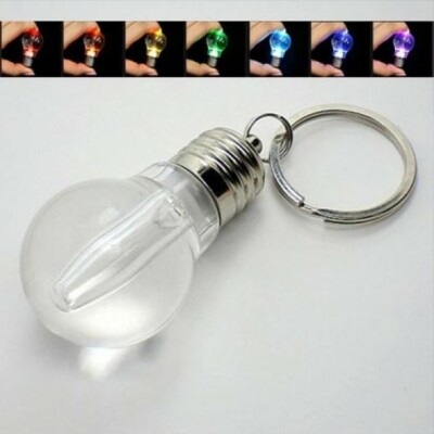 1x Farbwechsel LED-Licht Mini Birne geformte Taschenlampe Schlüsselanhänger kostenloser Versand im Vereinigten Königreich