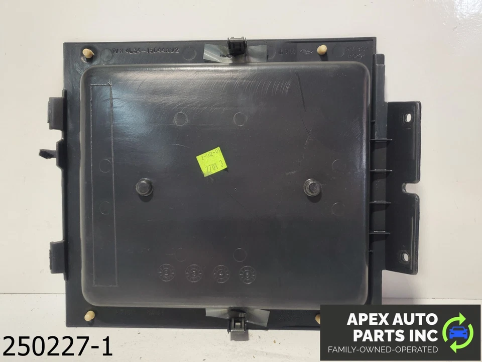 OEM 2004-2005 Ford F-150 5.4L Upper Dash Storage Tray Bin Liner Center Insert - Image 4 of 4