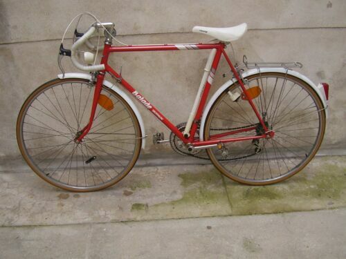 Vélo de sport Lombardo selle cuir plusieurs vitesses TBE ( urgent) - Vélos