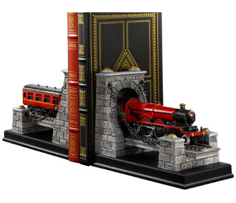 Harry Potter Hogwarts Express Resin Bookends Fermalibri NOBLE COLLECTIONS