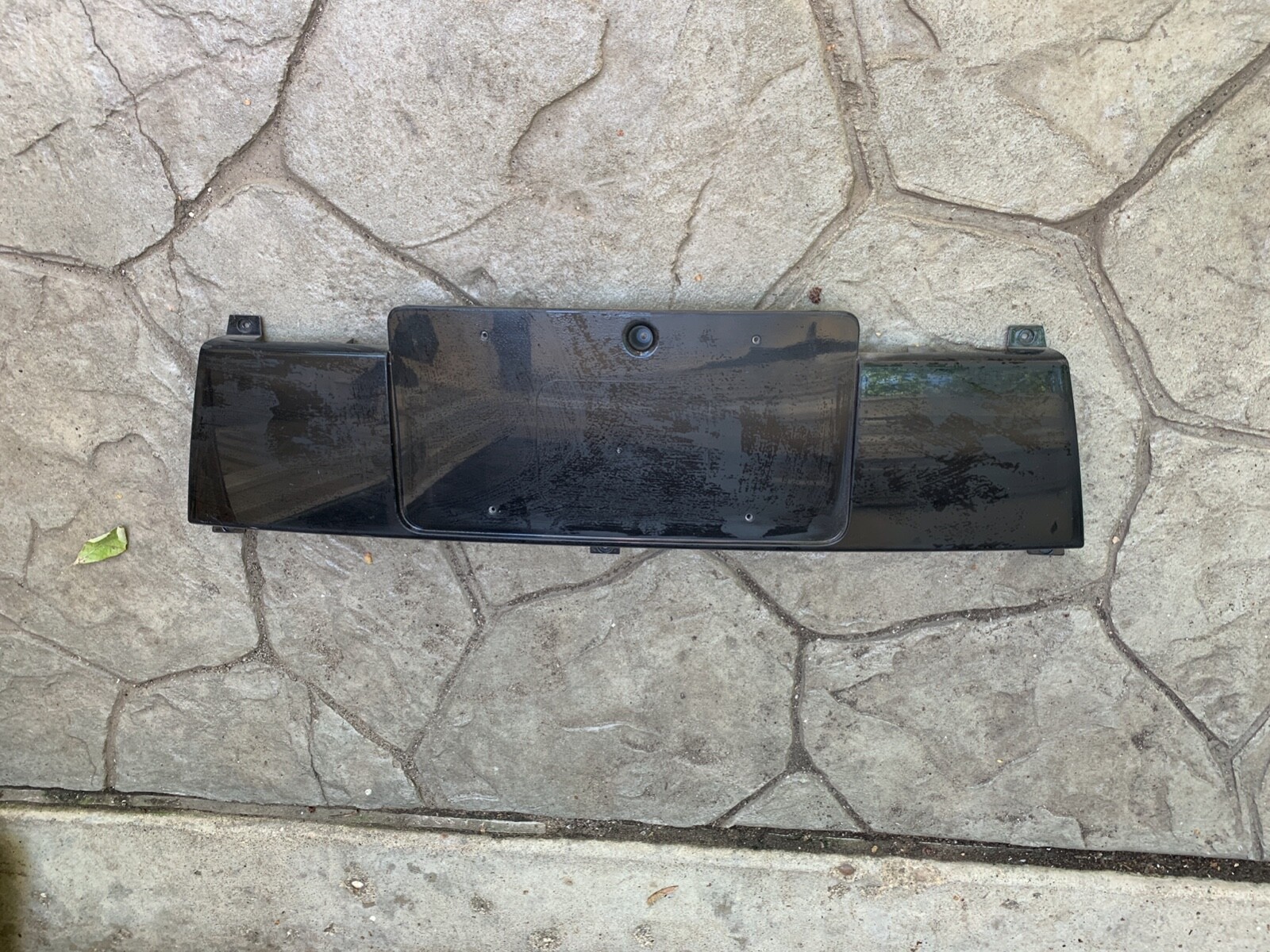 OEM AUDI B7 A4 2006 2008 Front Bumper Bracket Grill License Plate