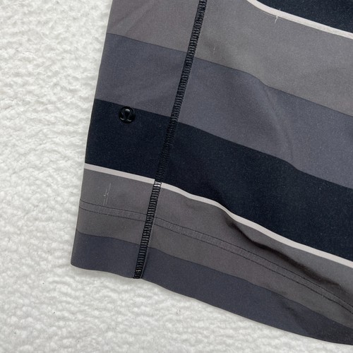 Lululemon Athletica Shorts Mens Small Gray Black Stripe Classic Fit 11" Yoga - 第 8/11 張圖片