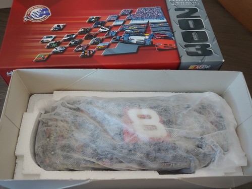 2003 Action DALE EARNHARDT JR #8 Budweiser Stained 1/24 SCALE Diecast NASCAR - Picture 12 of 12