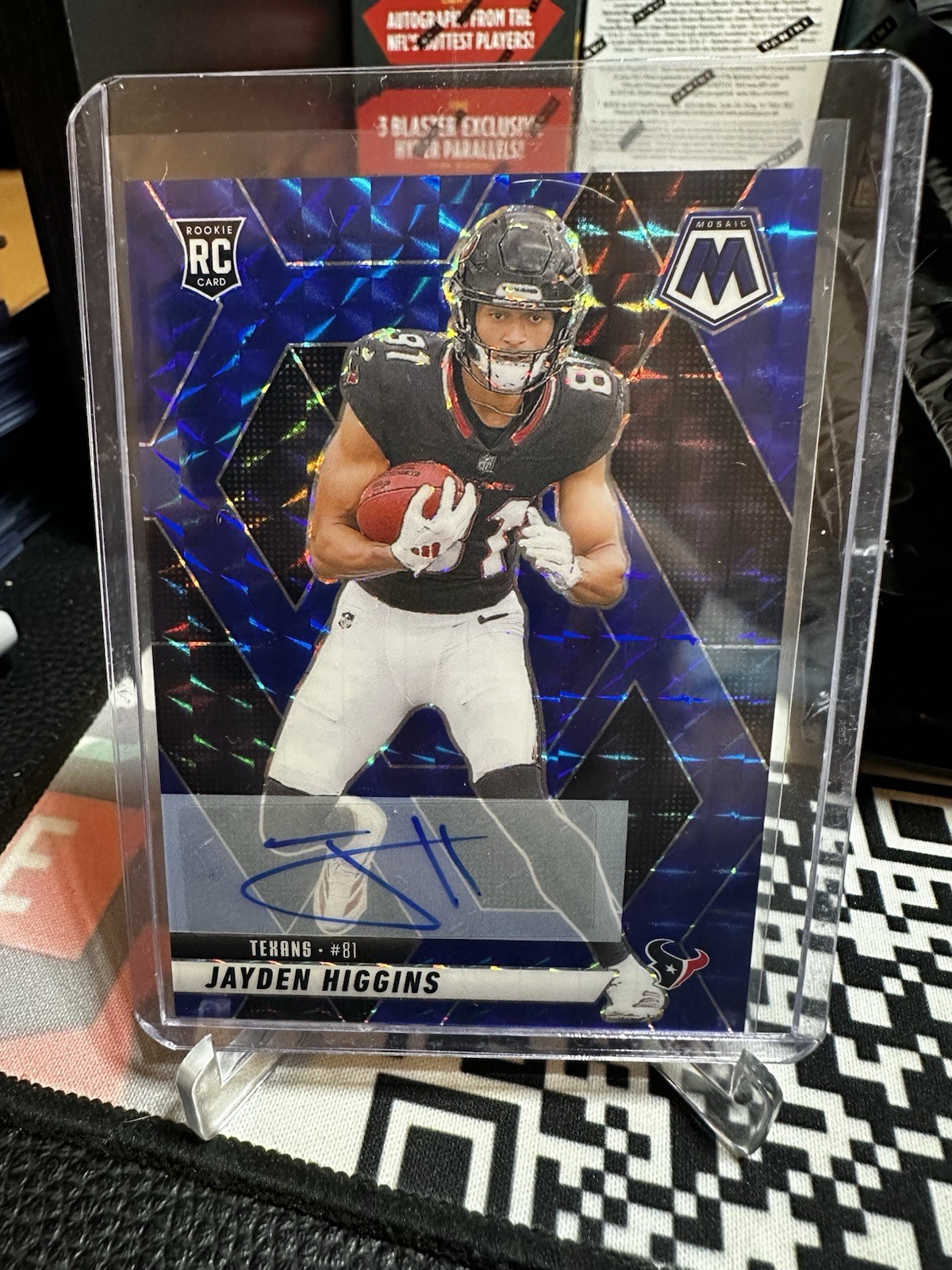 2025 Panini Mosaic Jayden Higgins #346 RC Rookie Auto Blue /99