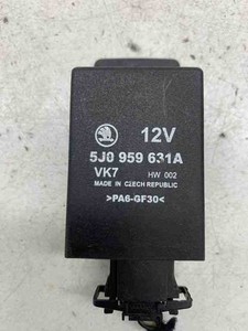 SKODA ROOMSTER 5J Zündkerzenrelais 5J0959631A 1.90 Diesel 77kw 2007 30586622