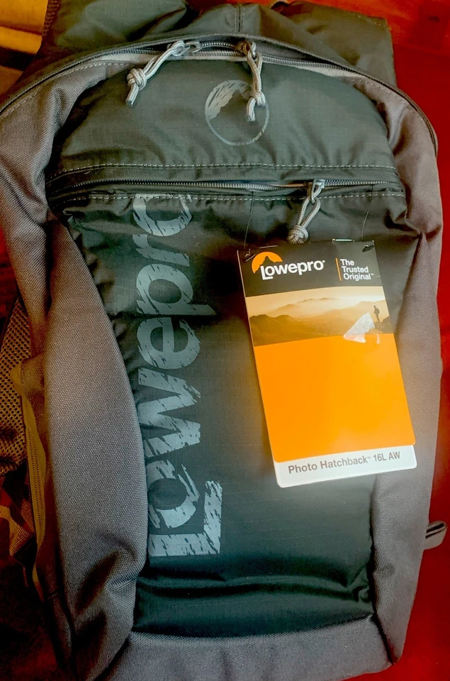 NWT LowePro Photo Hatchback 16L AW Backpack Photographer Camera Bag Grey - Image 2 of 4