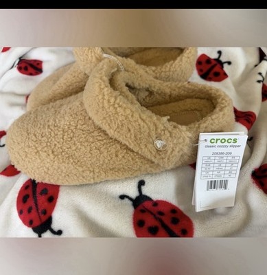 New CROCS Women Cozy Slippers - New M9/W11 classic cozy slipper