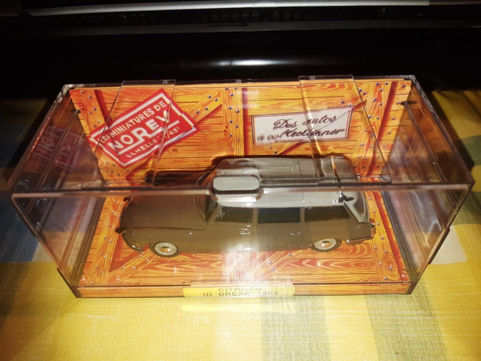 CITROEN ID BREAK 1963 NOREV AVEC SA BOITE VITRINE 1/43 - Photo 3/4