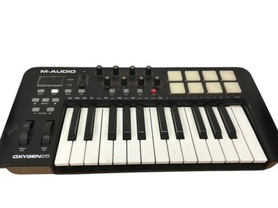 M-Audio Oxygen 25 Tasten Midi Keyboard Controller mit Pads Regler und Schieberegler