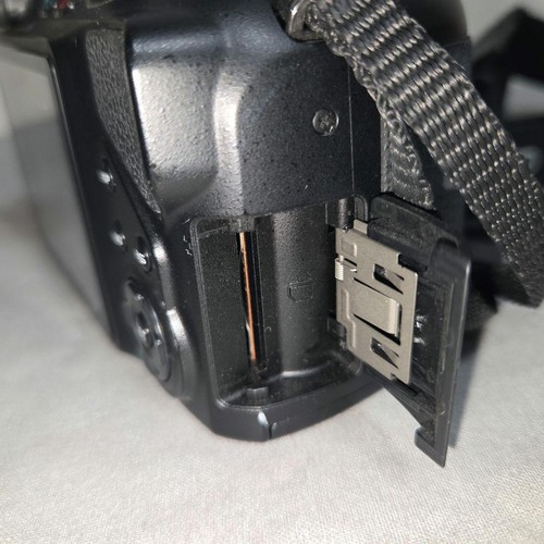 Used Casio HIGH SPEED EXILIM EX-FH20BK digital camera - Picture 5 of 11