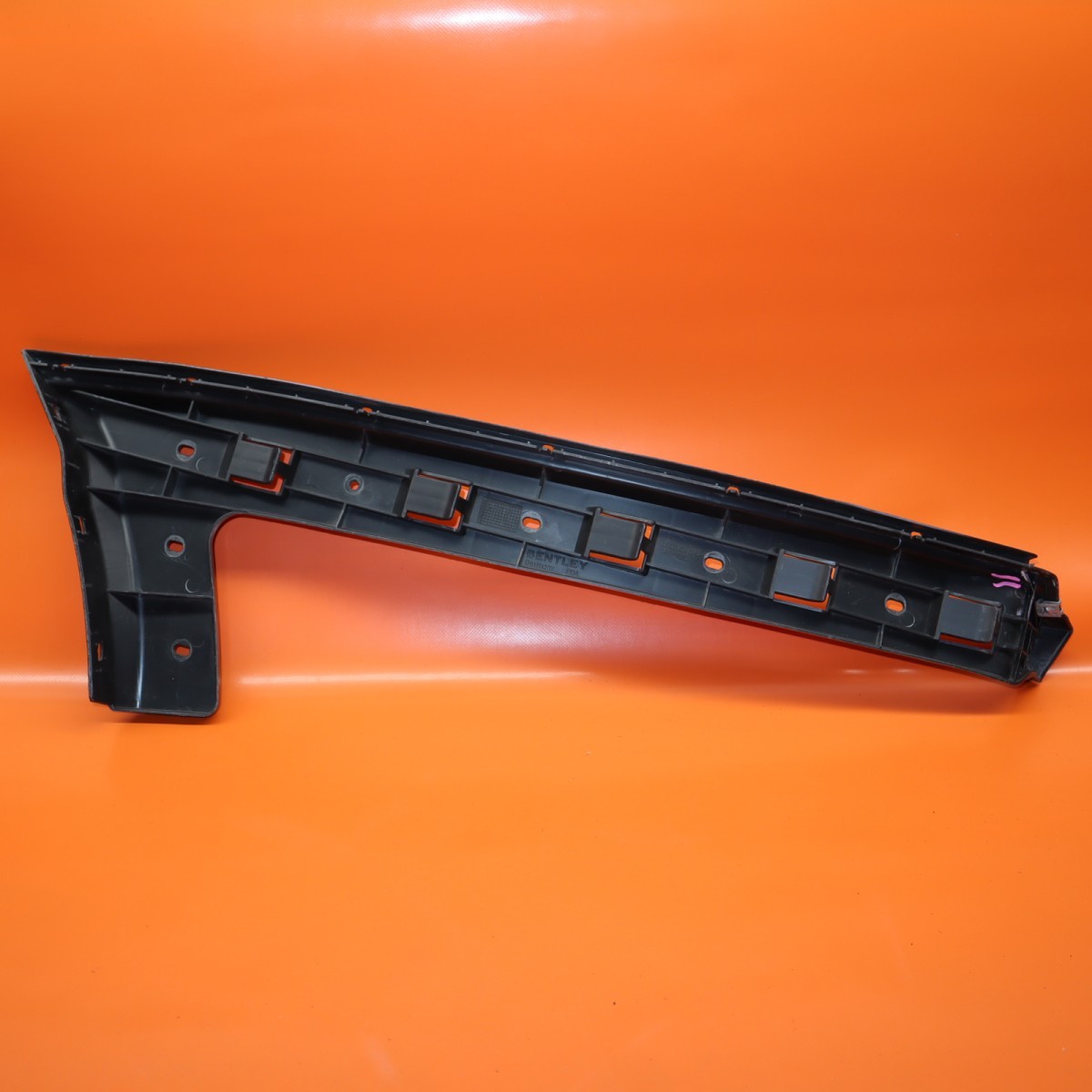 BENTLEY FLYING SPUR REAR BUMPER GUIDE LEFT DRIVER 2013 2014 2015 2016 3W5807375F