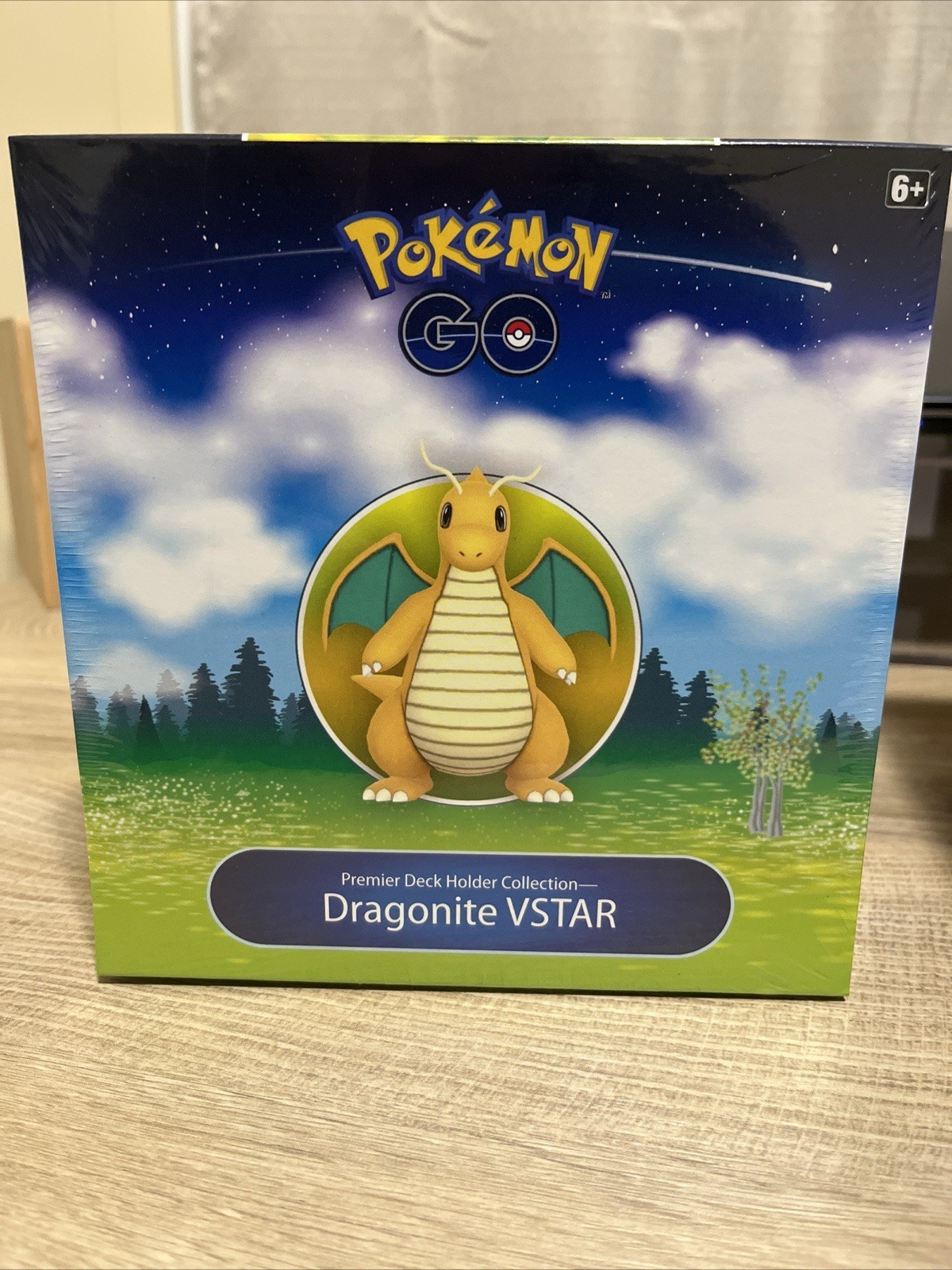 Pokemon GO Dragonite VSTAR Premier Deck Holder Collection