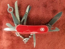 Victorinox Delémont Evolution 23 Swiss Army Knife Multitool 5 Layer Read