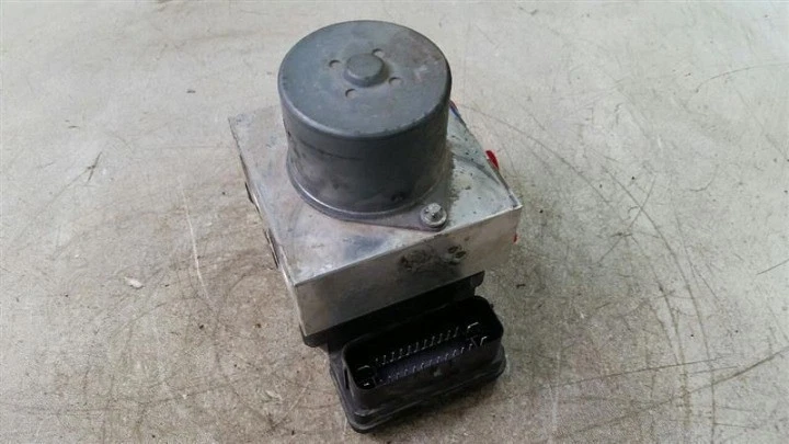 2013-2014 Ford Mustang ABS Anti Lock Brake Pump Assembly OEM Foto 2 de 4