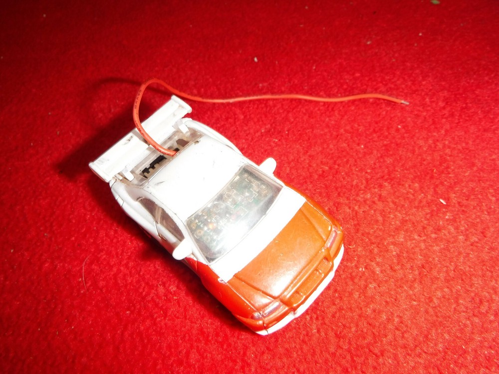 Unbranded Older Electric Race Car 2.5 inches X 1.5 Inches No Markings