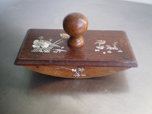 TAMPON BUREAU ANCIEN ASIE BOIS EXOTIQUE MARQUETERIE NACRE VIETNAM DECO ECRITURE - Picture 2 of 6