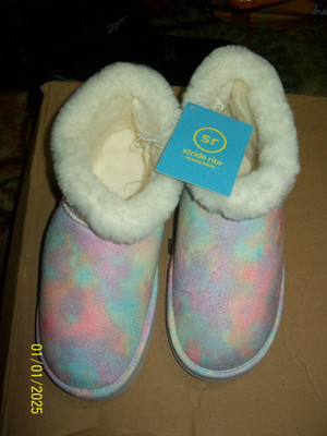 NWT NEW Stride Rite Munchkin by Stride Rite Elsy Big Kid Cozy Boots Sz 1M/ EU32