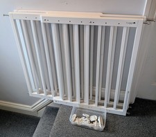 Cuggl White Wooden Extending Safety Gate