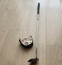 Odyssey O-Works R-Line Men’s Right-Hand Blade Putter Steel Shaft Headcover