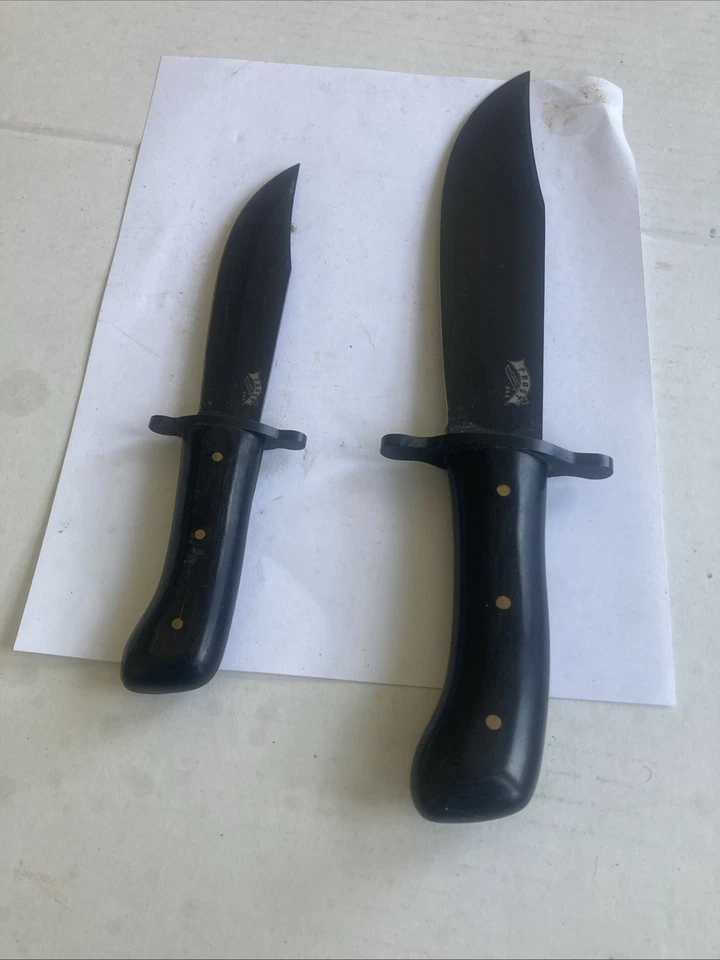 Juego de 2 cuchillos de caza de hoja fija Frost Foto 2 de 4