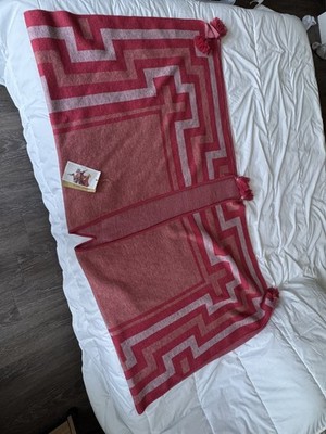 Cusco ''Wallata/Birds'' Alphaca Wool Unisex Poncho