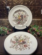 Johnson Brothers Windsor Ware Pomona 10” Dinner Plates Set of 3 Scallops Ends