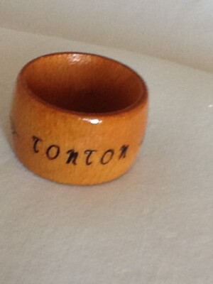 Rond de serviette en bois artisanal cadeau Anjou - 49 Angers Mauges