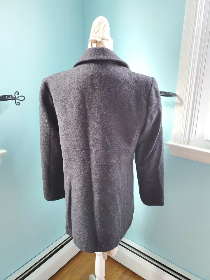 Hecho en Ucrania. Abrigo de lana gris vintage Donnybrook. MUY BUEN ESTADO USADO.Talla 8 Foto 4 de 4