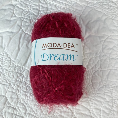 Moda Dea Dream "Raspberry" Discontinued & HTF Yarn -- 6 Skeins - Picture 2 of 5