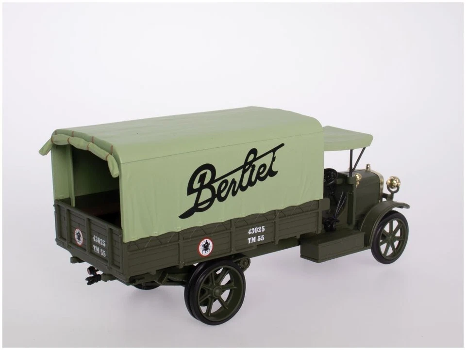 HACHETTE 1/43 BERLIET CBA DIESEL CANVAS BACK TRUCK 'BERLIET' DARK GREEN 1913 - Image 2 of 4