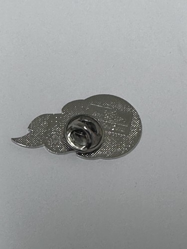 Tennessee Titans Pin Vintage NFL Football Lapel Pin .. - Picture 2 of 2