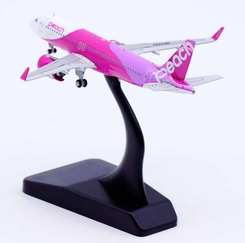 1:400 JC Wings Peach Airlines Airbus A320neo Diecast Models 1:400 JC Wings Peach Airlines Airbus A320neo Diecast Models