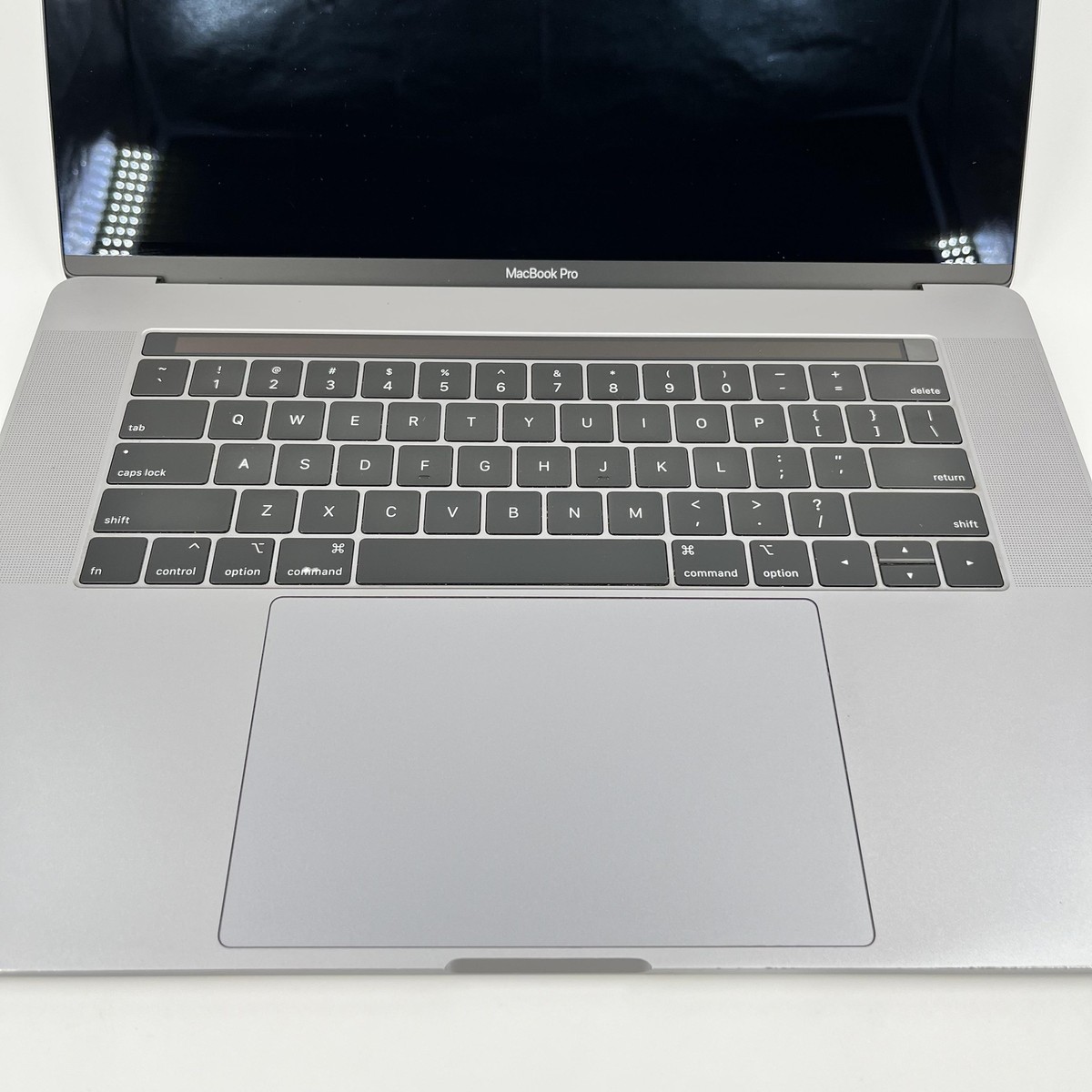 Apple - ◆ジャンク品・本体のみ◆Apple MacBook Pro (15インチ 2019)【i9・32GB・1TB・Radeon Pro 560X】★バッテリー異常 他 A1990 EMC3359/LT-JUNK-250838（329555） ◇ジャンク品・本体のみ◇Apple MacBook Pro (15インチ 2019