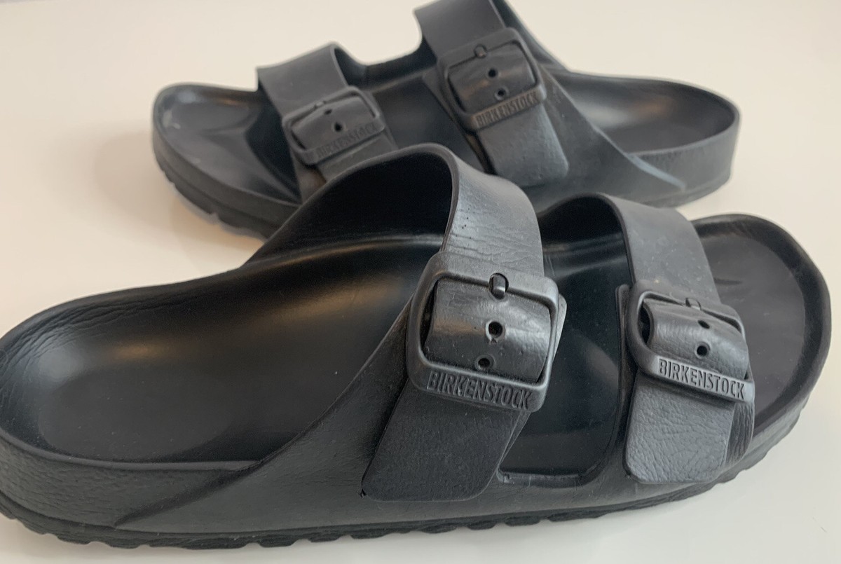 【関税込み】BIRKENSTOCK Sandals Birkenstock Black Strap Slip On Sandals Size 40 Womans Size