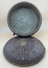 Vintage Woven Wicker Sewing Basket with Lid Round 10 inches diameter