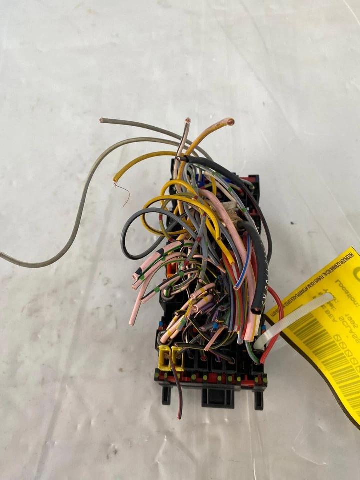 Mercedes Benz Clase S S500 1995 módulo de panel de caja de relé de fusibles traseros OEM J Foto 4 de 4