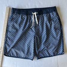 Fair Harbor Lined Shorts Men's Large Blue Geometric Zip Pocket Quick Dry 7.5"