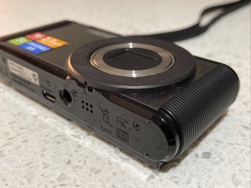 Pentax Optio LS465 16MP Ultra Compact Digital Camera with Original Battery - Picture 9 of 16